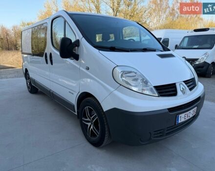 Белый Рено Трафик, объемом двигателя 0 л и пробегом 187 тыс. км за 13700 $, фото 1 на Automoto.ua
