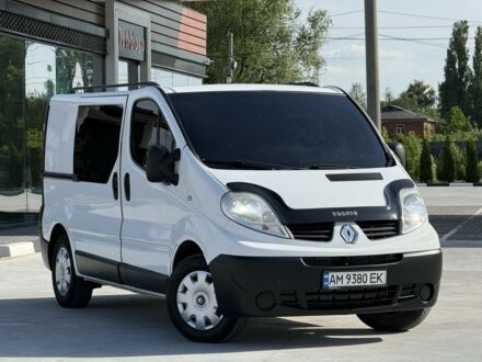 Білий Рено Трафік, об'ємом двигуна 2 л та пробігом 269 тис. км за 9500 $, фото 1 на Automoto.ua