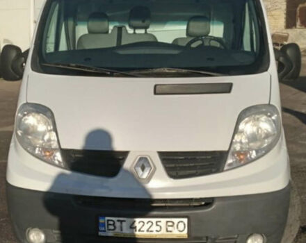Білий Рено Трафік, об'ємом двигуна 2 л та пробігом 250 тис. км за 8999 $, фото 1 на Automoto.ua