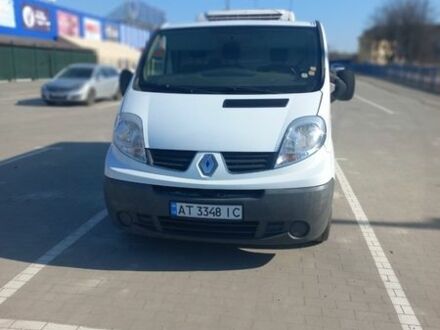 Белый Рено Трафик, объемом двигателя 2 л и пробегом 270 тыс. км за 14500 $, фото 1 на Automoto.ua