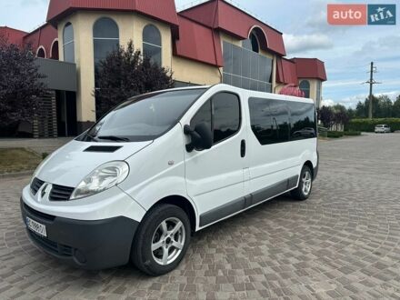 Белый Рено Трафик, объемом двигателя 2 л и пробегом 263 тыс. км за 12700 $, фото 1 на Automoto.ua
