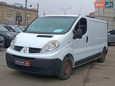 Рено Трафик 2013 в Харькове на Automoto.ua Белый Рено Трафик, объемом двигателя 2 л и пробегом 390 тыс. км за 9490 $, фото 1 на Automoto.ua