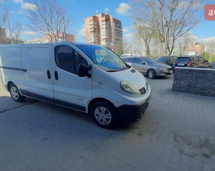 Белый Рено Трафик, объемом двигателя 2 л и пробегом 305 тыс. км за 9999 $, фото 1 на Automoto.ua