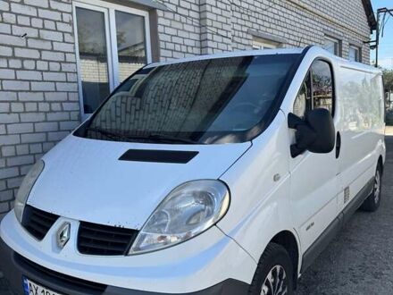 Білий Рено Трафік, об'ємом двигуна 2 л та пробігом 516 тис. км за 9200 $, фото 1 на Automoto.ua
