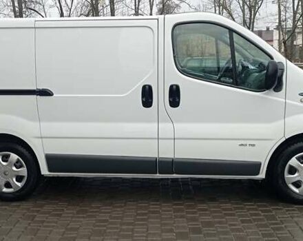 Белый Рено Трафик, объемом двигателя 2 л и пробегом 356 тыс. км за 11300 $, фото 1 на Automoto.ua