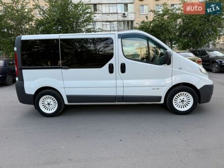 Білий Рено Трафік, об'ємом двигуна 2 л та пробігом 365 тис. км за 14000 $, фото 1 на Automoto.ua