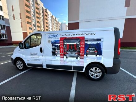 Белый Рено Трафик, объемом двигателя 2 л и пробегом 315 тыс. км за 11500 $, фото 1 на Automoto.ua