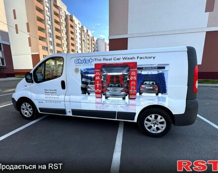 Белый Рено Трафик, объемом двигателя 2 л и пробегом 315 тыс. км за 11500 $, фото 1 на Automoto.ua