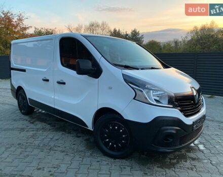 Белый Рено Трафик, объемом двигателя 1.6 л и пробегом 244 тыс. км за 14222 $, фото 1 на Automoto.ua