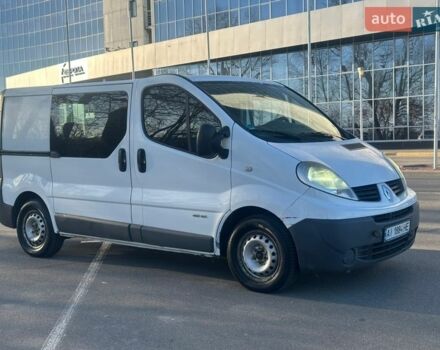 Белый Рено Трафик, объемом двигателя 2 л и пробегом 300 тыс. км за 9550 $, фото 1 на Automoto.ua