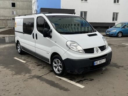 Рено Трафик 2014 в Буче на Automoto.ua Белый Рено Трафик, объемом двигателя 2 л и пробегом 260 тыс. км за 11300 $, фото 1 на Automoto.ua