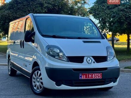 Білий Рено Трафік, об'ємом двигуна 2 л та пробігом 183 тис. км за 13950 $, фото 1 на Automoto.ua