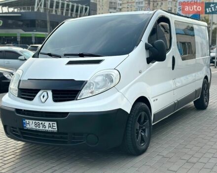 Білий Рено Трафік, об'ємом двигуна 2 л та пробігом 292 тис. км за 11500 $, фото 1 на Automoto.ua