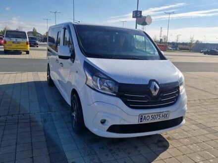 Белый Рено Трафик, объемом двигателя 1.6 л и пробегом 350 тыс. км за 13500 $, фото 1 на Automoto.ua