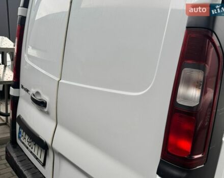 Белый Рено Трафик, объемом двигателя 1.6 л и пробегом 274 тыс. км за 10900 $, фото 1 на Automoto.ua
