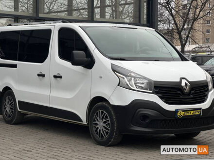Белый Рено Трафик, объемом двигателя 1.6 л и пробегом 205 тыс. км за 15700 $, фото 1 на Automoto.ua
