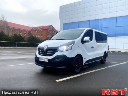 Белый Рено Трафик, объемом двигателя 1.6 л и пробегом 260 тыс. км за 12900 $, фото 1 на Automoto.ua