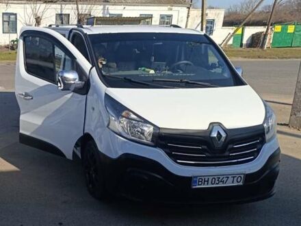 Белый Рено Трафик, объемом двигателя 1.6 л и пробегом 270 тыс. км за 12500 $, фото 1 на Automoto.ua