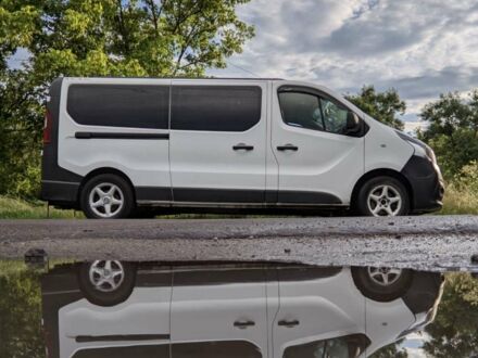 Білий Рено Трафік, об'ємом двигуна 1.6 л та пробігом 360 тис. км за 15500 $, фото 1 на Automoto.ua