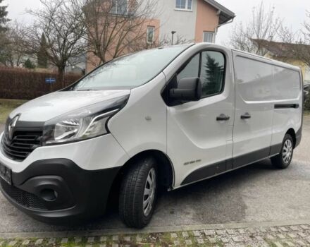 Белый Рено Трафик, объемом двигателя 1.6 л и пробегом 78 тыс. км за 5700 $, фото 1 на Automoto.ua