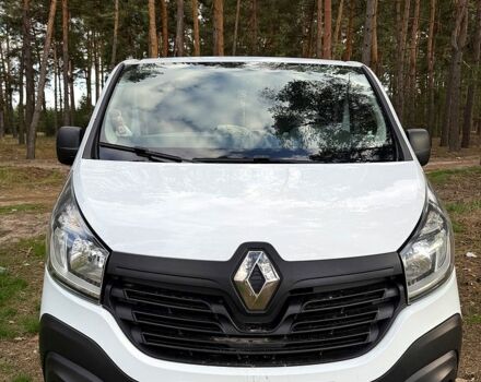 Белый Рено Трафик, объемом двигателя 1.6 л и пробегом 300 тыс. км за 14500 $, фото 1 на Automoto.ua