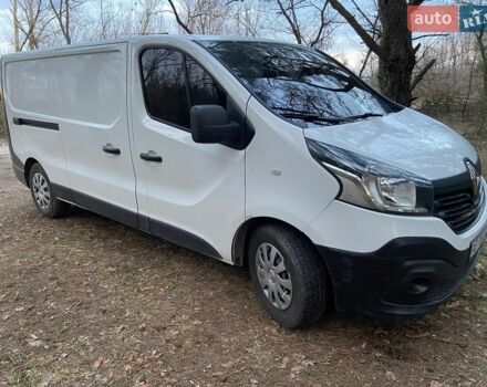 Белый Рено Трафик, объемом двигателя 1.6 л и пробегом 315 тыс. км за 11500 $, фото 1 на Automoto.ua