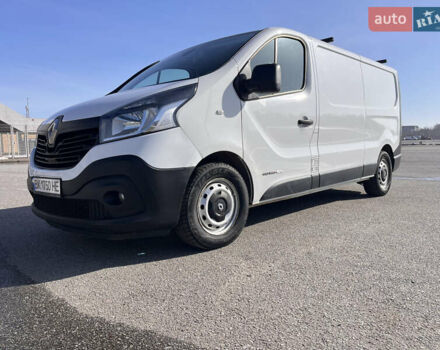Белый Рено Трафик, объемом двигателя 1.6 л и пробегом 291 тыс. км за 13500 $, фото 1 на Automoto.ua