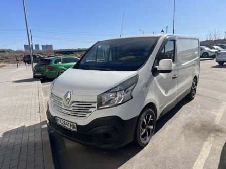 Белый Рено Трафик, объемом двигателя 1.6 л и пробегом 180 тыс. км за 12500 $, фото 1 на Automoto.ua