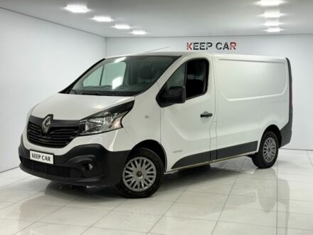 Белый Рено Трафик, объемом двигателя 1.6 л и пробегом 230 тыс. км за 11999 $, фото 1 на Automoto.ua