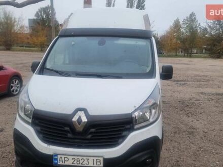 Белый Рено Трафик, объемом двигателя 1.6 л и пробегом 280 тыс. км за 12000 $, фото 1 на Automoto.ua