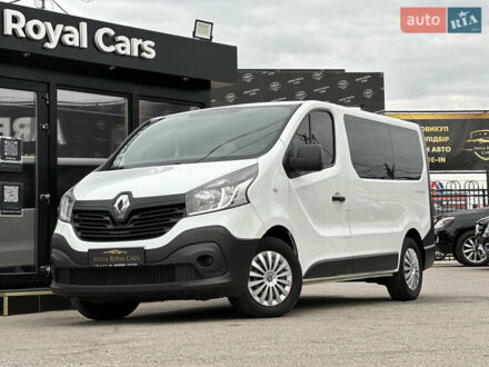 Белый Рено Трафик, объемом двигателя 1.6 л и пробегом 327 тыс. км за 14800 $, фото 1 на Automoto.ua