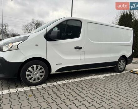 Белый Рено Трафик, объемом двигателя 1.6 л и пробегом 236 тыс. км за 13600 $, фото 1 на Automoto.ua