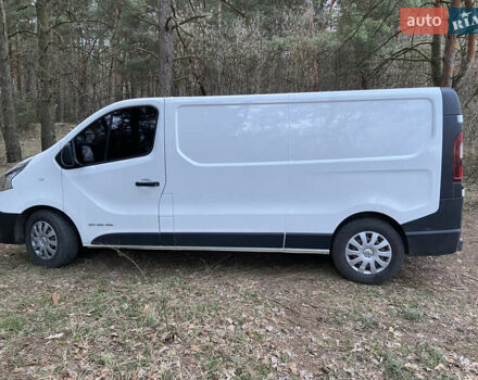 Белый Рено Трафик, объемом двигателя 1.6 л и пробегом 290 тыс. км за 13490 $, фото 1 на Automoto.ua