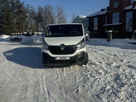 Белый Рено Трафик, объемом двигателя 1.6 л и пробегом 257 тыс. км за 15800 $, фото 1 на Automoto.ua