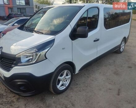 Белый Рено Трафик, объемом двигателя 1.6 л и пробегом 79 тыс. км за 17500 $, фото 1 на Automoto.ua