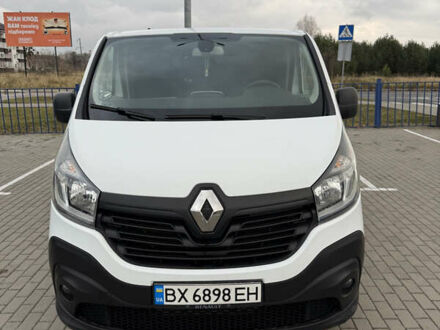 Белый Рено Трафик, объемом двигателя 1.6 л и пробегом 185 тыс. км за 17500 $, фото 1 на Automoto.ua