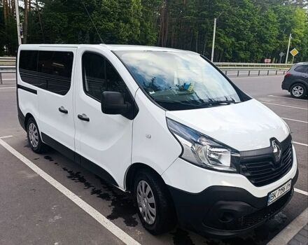 Белый Рено Трафик, объемом двигателя 1.6 л и пробегом 219 тыс. км за 16500 $, фото 1 на Automoto.ua