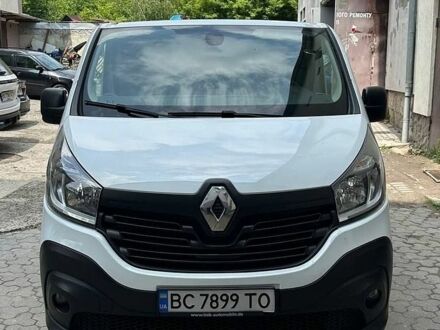 Белый Рено Трафик, объемом двигателя 1.6 л и пробегом 285 тыс. км за 11300 $, фото 1 на Automoto.ua