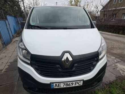 Белый Рено Трафик, объемом двигателя 1.6 л и пробегом 151 тыс. км за 14600 $, фото 1 на Automoto.ua