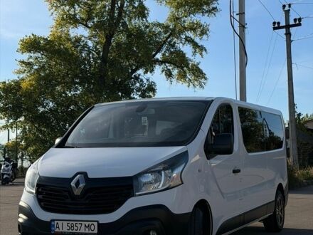 Белый Рено Трафик, объемом двигателя 1.6 л и пробегом 215 тыс. км за 20700 $, фото 1 на Automoto.ua