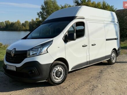 Белый Рено Трафик, объемом двигателя 1.6 л и пробегом 303 тыс. км за 14900 $, фото 1 на Automoto.ua
