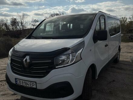 Белый Рено Трафик, объемом двигателя 1.6 л и пробегом 181 тыс. км за 17600 $, фото 1 на Automoto.ua