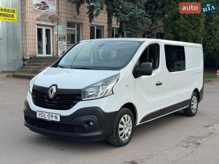 Белый Рено Трафик, объемом двигателя 1.6 л и пробегом 220 тыс. км за 17550 $, фото 1 на Automoto.ua
