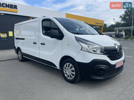 Белый Рено Трафик, объемом двигателя 1.6 л и пробегом 220 тыс. км за 15900 $, фото 1 на Automoto.ua