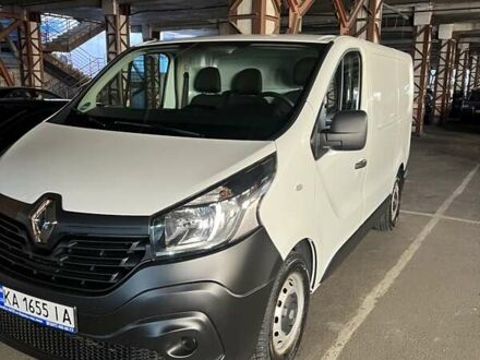 Белый Рено Трафик, объемом двигателя 1.6 л и пробегом 240 тыс. км за 12900 $, фото 1 на Automoto.ua