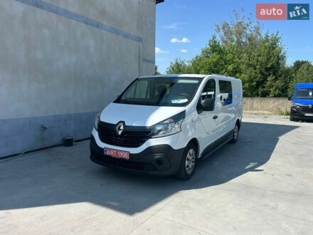 Белый Рено Трафик, объемом двигателя 1.6 л и пробегом 106 тыс. км за 17600 $, фото 1 на Automoto.ua