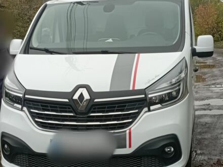 Белый Рено Трафик, объемом двигателя 0 л и пробегом 188 тыс. км за 22000 $, фото 1 на Automoto.ua