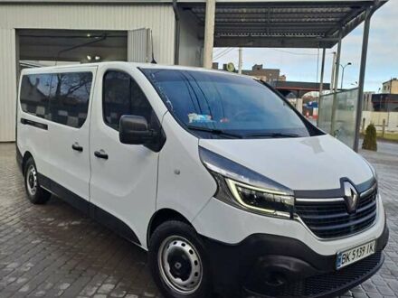 Білий Рено Трафік, об'ємом двигуна 2 л та пробігом 124 тис. км за 19500 $, фото 1 на Automoto.ua