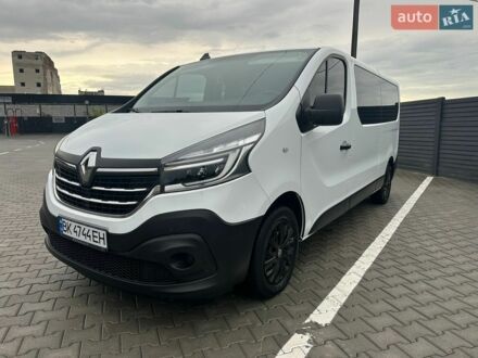 Білий Рено Трафік, об'ємом двигуна 2 л та пробігом 196 тис. км за 23100 $, фото 1 на Automoto.ua