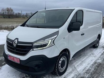 Белый Рено Трафик, объемом двигателя 2 л и пробегом 208 тыс. км за 16900 $, фото 1 на Automoto.ua